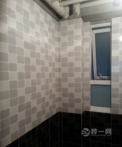 贴瓷砖